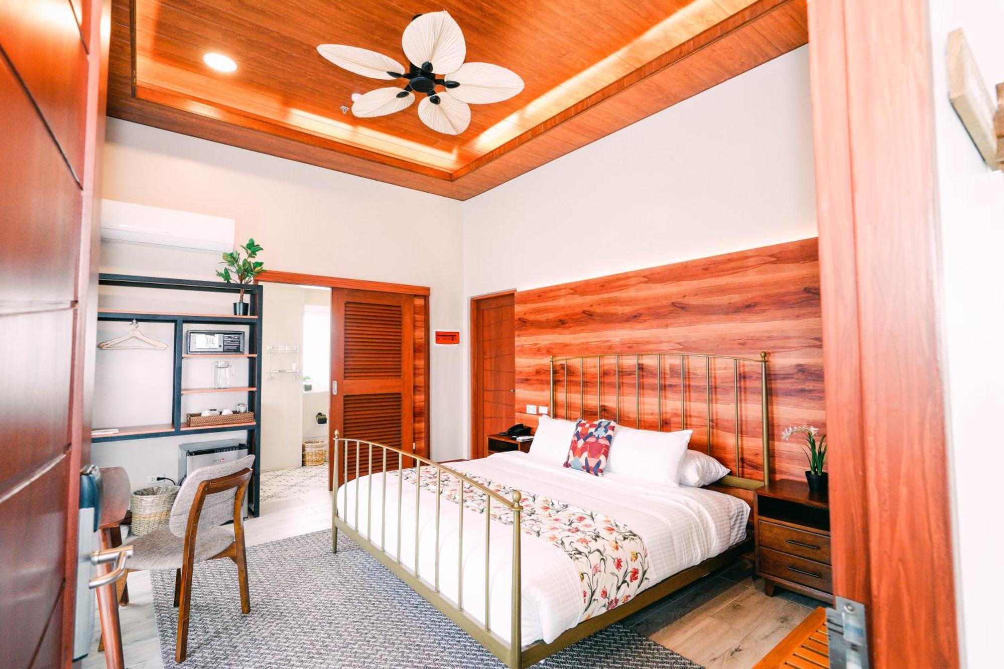Hotel Kimberly Tagaytay Tagaytay City Dış mekan fotoğraf